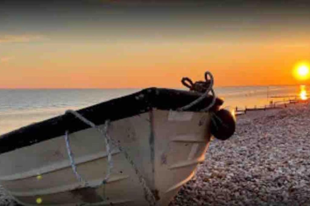 The Sails Vila East Wittering Exterior foto